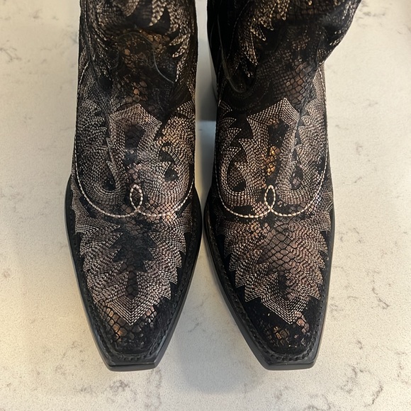 CORRAL Women’s Snake Print G1165 size 8 NWT - Picture 6 of 12